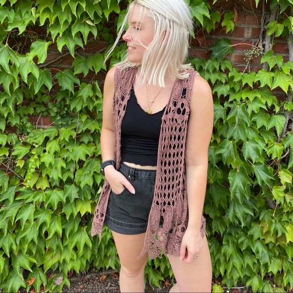 Boho Knit Vest Crochet - Picture 4 of 6
